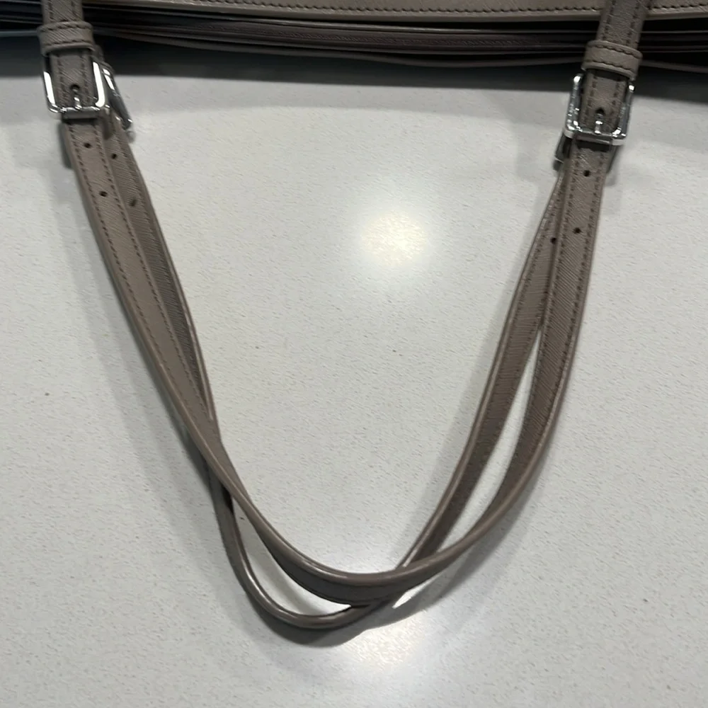 Tory Burch Emerson Saffiano Leather French Grey Buckle Tote Shoulder Bag - Picture 10 of 14